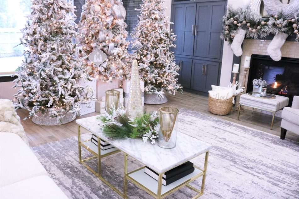 Styling Small Spaces for Christmas
