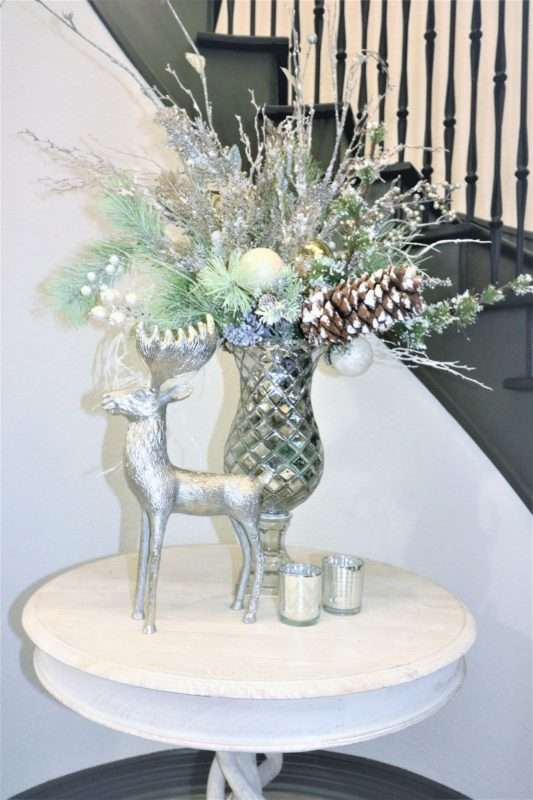 Styling Small Spaces for Christmas