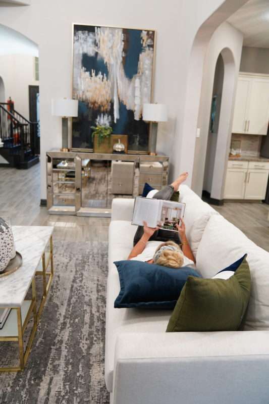 MRI, MRI Home, Houston Interior Designer, Houston Interior Design, Interior designer tips, Home Décor Influencer, Beaumont Interior Design, Texas Interior Design, design cohesion, color palette, color pulling, design cohesion, design style, creating cohesion, color families, creating your color palette for your home, interior designer tips, how to design with color in mind, pulling color from room to room, navy sofa