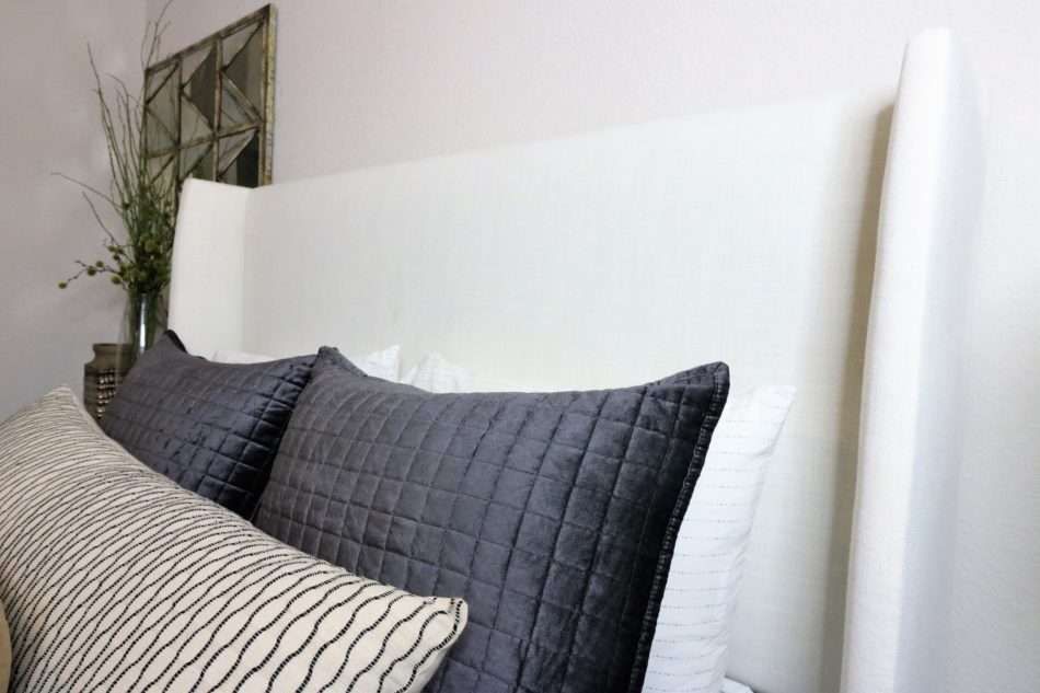 How to Add Pillows to your Bed