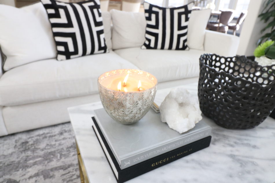 spring decor, spring home decor, how to decorate for spring, steps to staging for spring, spring decoration, decorating for spring, spring style, spring home tour, spring home decor, spring home, black and white pillows, black and white living room, chic living room, spring 2019 home decor