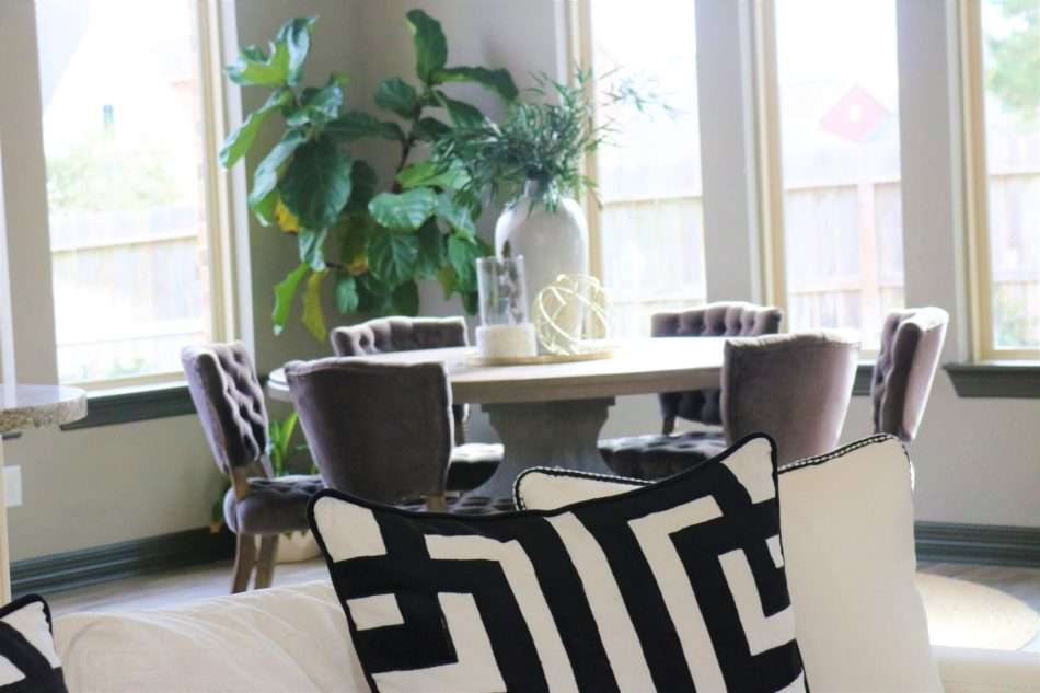 patio decor, spring patio decor, spring patio 2019, patio decor, spring patio, spring decor, spring home decor, how to decorate for spring, steps to staging for spring, spring decoration, decorating for spring, spring style, spring home tour, spring home decor, spring home, black and white pillows, black and white living room, chic living room, spring 2019 home decor, black and white pillow, black and white living room, spring home tour