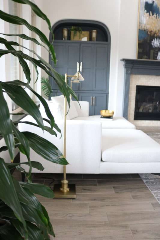 MRI, MRI Home, Houston Interior Designer, Houston Interior Design, Interior designer tips, Home Décor Influencer, Beaumont Interior Design, Texas Interior Design, design cohesion, color palette, color pulling, design cohesion, design style, creating cohesion, color families, creating your color palette for your home, interior designer tips, how to design with color in mind, pulling color from room to room, navy sofa