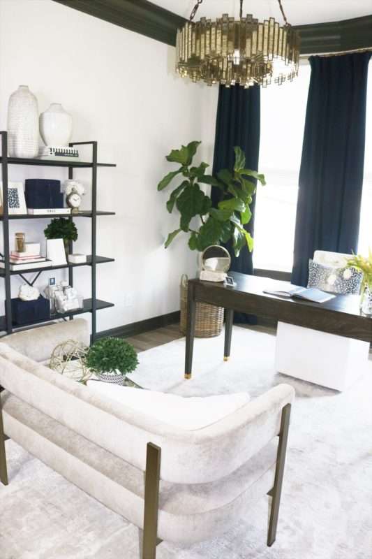 MRI, MRI Home, Houston Interior Designer, Houston Interior Design, Interior designer tips, Home Décor Influencer, Beaumont Interior Design, Texas Interior Design, design cohesion, color palette, color pulling, design cohesion, design style, creating cohesion, color families, creating your color palette for your home, interior designer tips, how to design with color in mind, pulling color from room to room, navy sofa