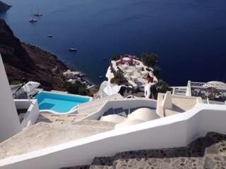 MRI, MRI Home, Houston Interior Designer, Houston Interior Design, Outdoor Patio Inspiration, Contemporary Outdoor Patio Inspiration, Patio Design, Contemporary Patio Design, Greek patio design, Black and White Patio Décor, Navy and White Patio Décor, Patio design 2019, Mediterranean, Black and White Patio Décor