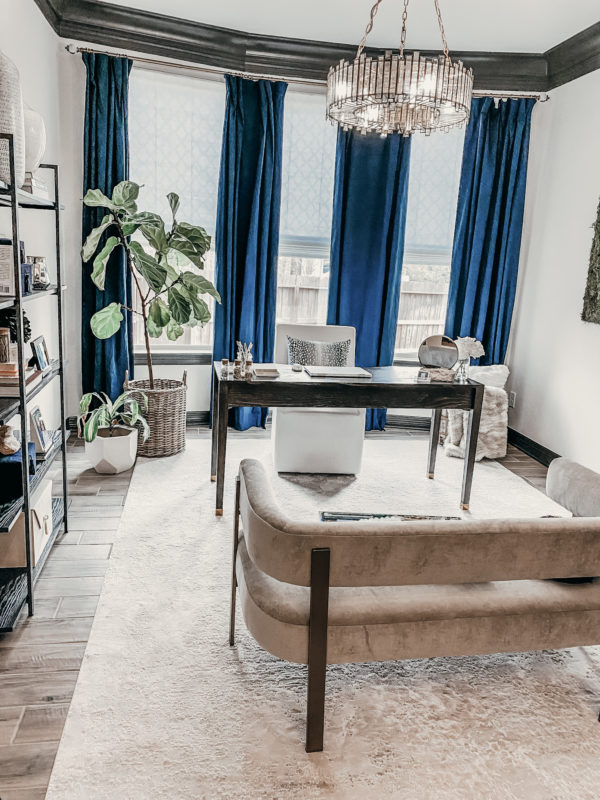 MRI, Melissa Roberts Interiors, Houston Interior Designer, Houston Interior Design, Rug Sizing, Rug Sizing Guide, Rugs 2020, Modern Rugs, Chic Rugs, Affordable Rugs, Cheap Rugs, 6’x9’ Rug, 8’x10’ Rug, 10’x12’ Rug, Rugs Under Bed, Living Room Rug, How to Place a Rug, Rug in Bedroom, Colorful Rugs, White Rugs, Unique Rugs, Rug Sizing Living Room, Rug Sizing Bedroom, Durable Rugs, Rug Fabrics, Kid Friendly Rugs, Dog Friendly Rugs, Easy to Clean Rugs, Indoor/Outdoor Rugs, Polyester Rugs, Ruggable Rugs, Washable Rugs