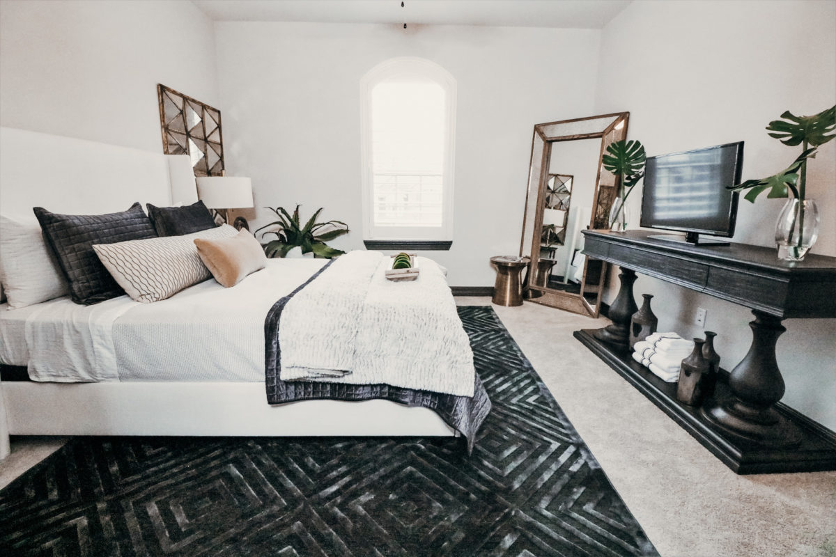 MRI, Melissa Roberts Interiors, Houston Interior Designer, Houston Interior Design, Rug Sizing, Rug Sizing Guide, Rugs 2020, Modern Rugs, Chic Rugs, Affordable Rugs, Cheap Rugs, 6’x9’ Rug, 8’x10’ Rug, 10’x12’ Rug, Rugs Under Bed, Living Room Rug, How to Place a Rug, Rug in Bedroom, Colorful Rugs, White Rugs, Unique Rugs, Rug Sizing Living Room, Rug Sizing Bedroom, Durable Rugs, Rug Fabrics, Kid Friendly Rugs, Dog Friendly Rugs, Easy to Clean Rugs, Indoor/Outdoor Rugs, Polyester Rugs, Ruggable Rugs, Washable Rugs